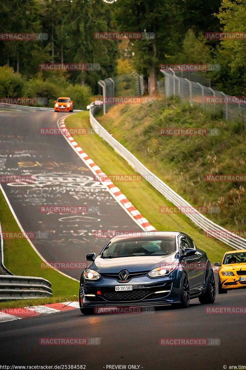 Bild #25384582 - Touristenfahrten Nürburgring Nordschleife (14.10.2023)