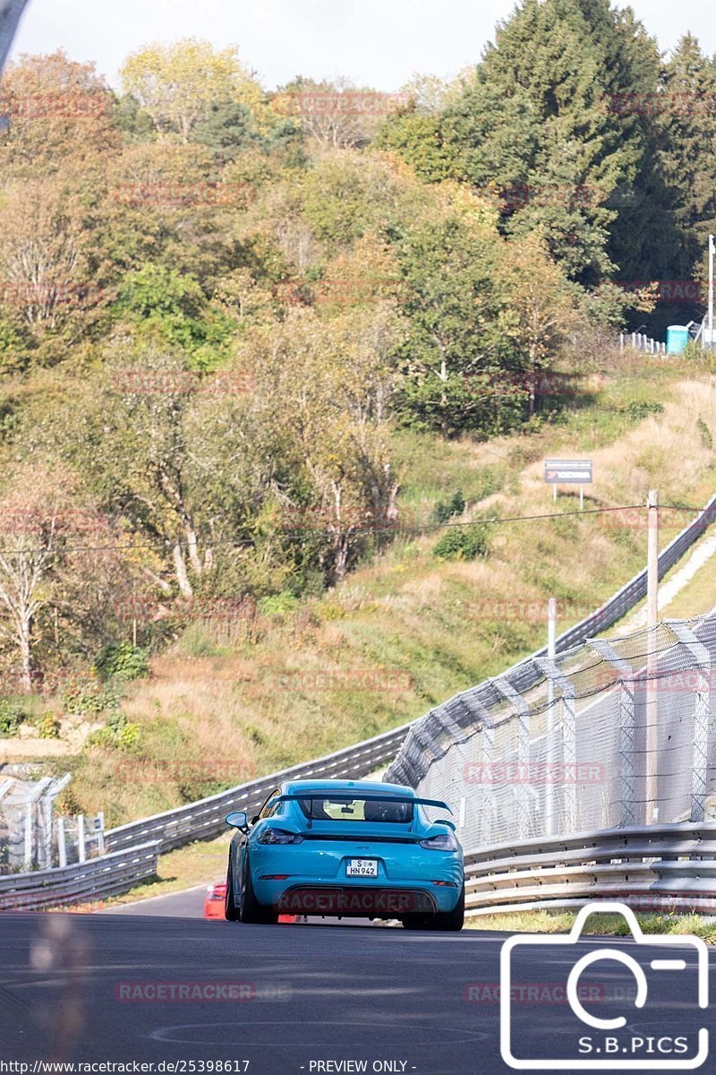 Bild #25398617 - Touristenfahrten Nürburgring Nordschleife (15.10.2023)