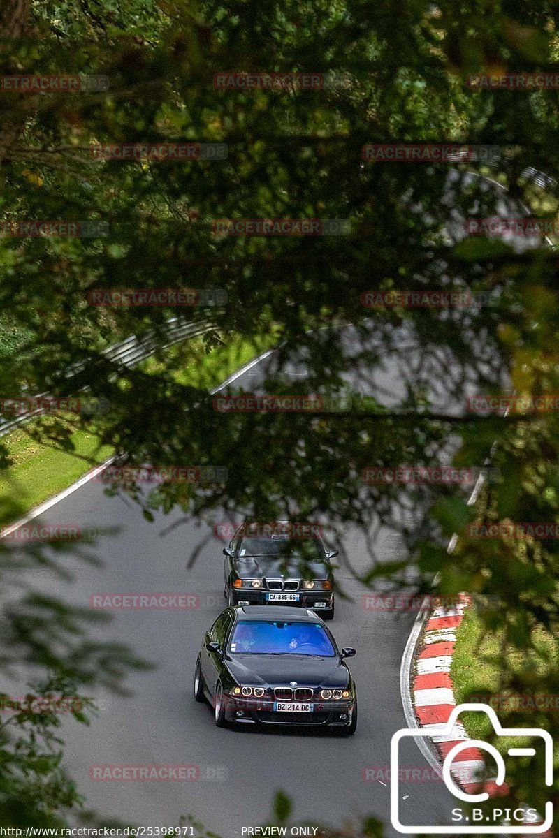 Bild #25398971 - Touristenfahrten Nürburgring Nordschleife (15.10.2023)