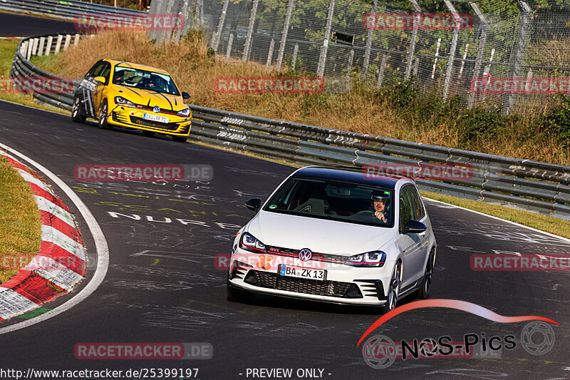 Bild #25399197 - Touristenfahrten Nürburgring Nordschleife (15.10.2023)