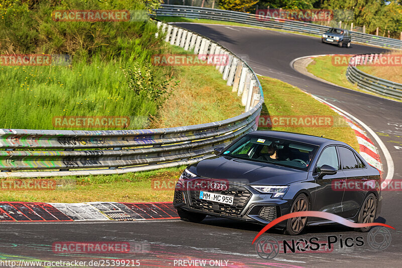 Bild #25399215 - Touristenfahrten Nürburgring Nordschleife (15.10.2023)