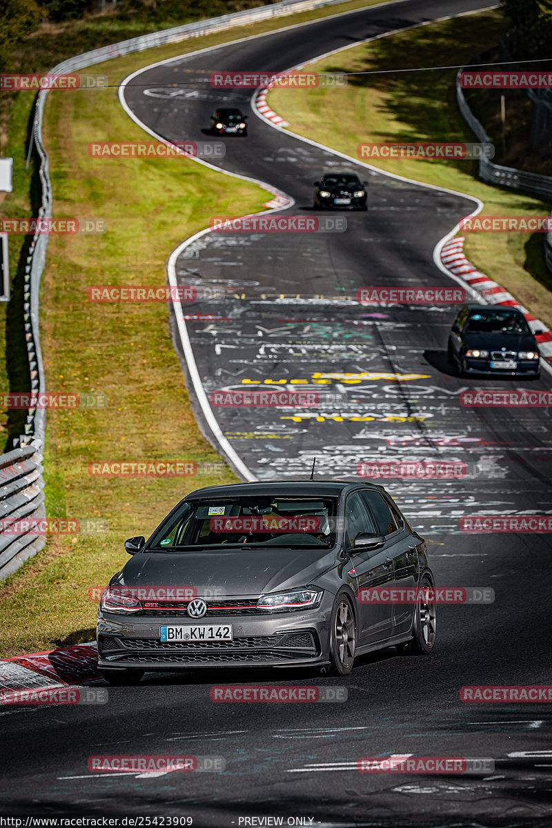 Bild #25423909 - Touristenfahrten Nürburgring Nordschleife (15.10.2023)