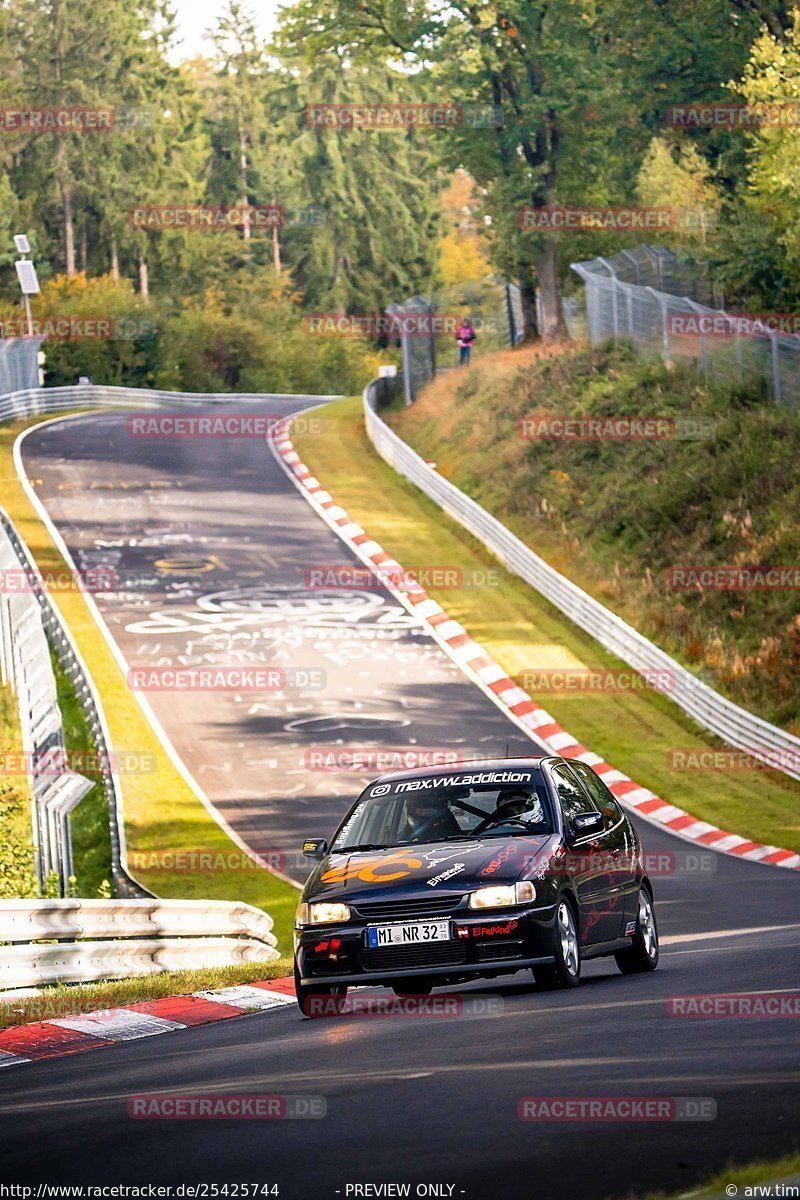 Bild #25425744 - Touristenfahrten Nürburgring Nordschleife (15.10.2023)