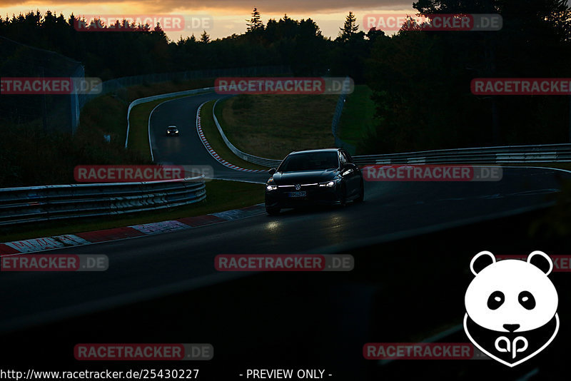 Bild #25430227 - Touristenfahrten Nürburgring Nordschleife (15.10.2023)