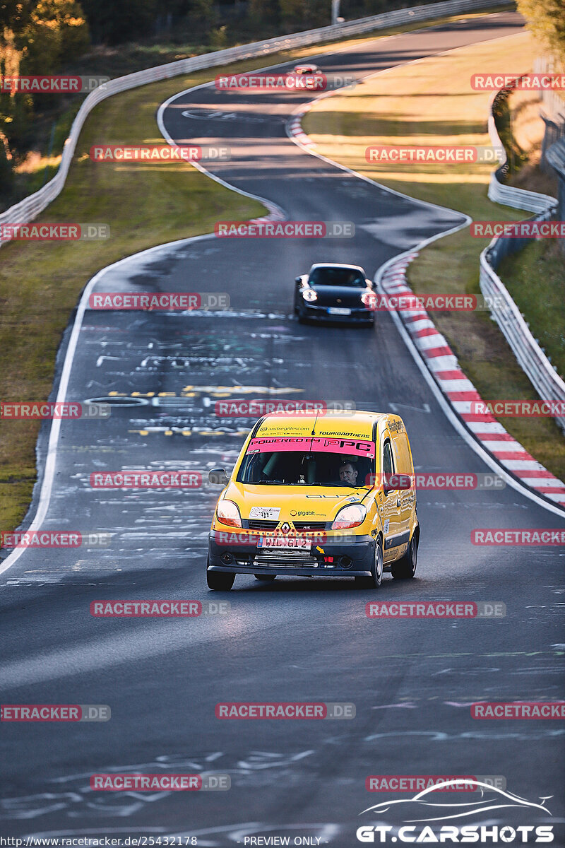 Bild #25432178 - Touristenfahrten Nürburgring Nordschleife (15.10.2023)