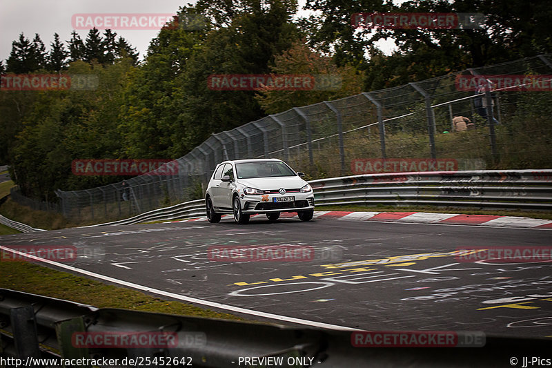 Bild #25452642 - Touristenfahrten Nürburgring Nordschleife (15.10.2023)