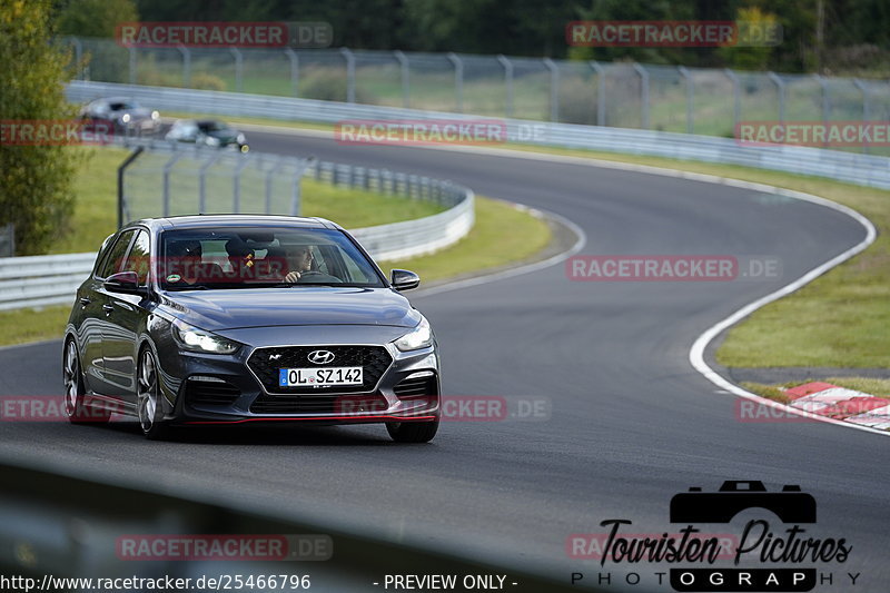 Bild #25466796 - Touristenfahrten Nürburgring Nordschleife (21.10.2023)