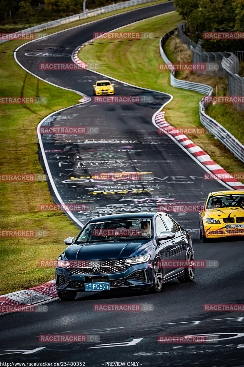 Bild #25480352 - Touristenfahrten Nürburgring Nordschleife (21.10.2023)