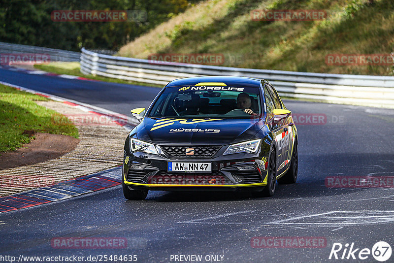 Bild #25484635 - Touristenfahrten Nürburgring Nordschleife (21.10.2023)