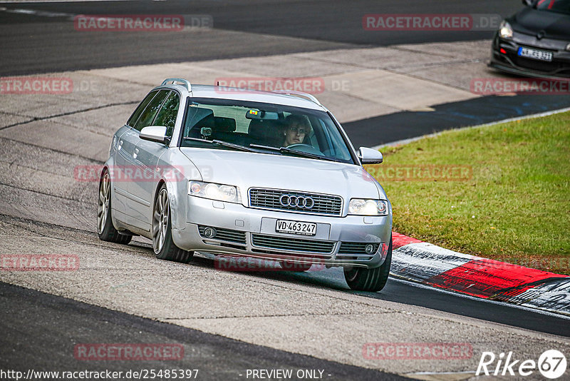 Bild #25485397 - Touristenfahrten Nürburgring Nordschleife (21.10.2023)