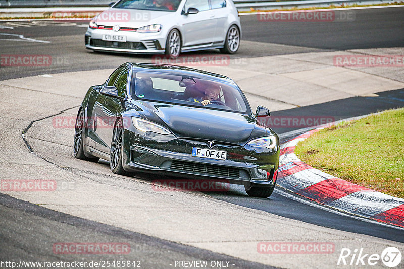 Bild #25485842 - Touristenfahrten Nürburgring Nordschleife (21.10.2023)