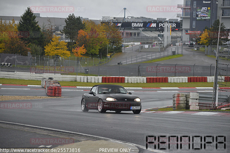 Bild #25573816 - Touristenfahrten Nürburgring Nordschleife (29.10.2023)