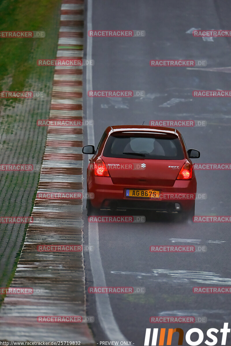 Bild #25719832 - Touristenfahrten Nürburgring Nordschleife (11.11.2023)