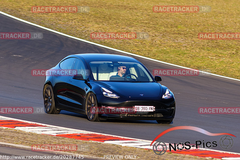 Bild #20287745 - Touristenfahrten Nürburgring GP-Strecke (04.04.2023)