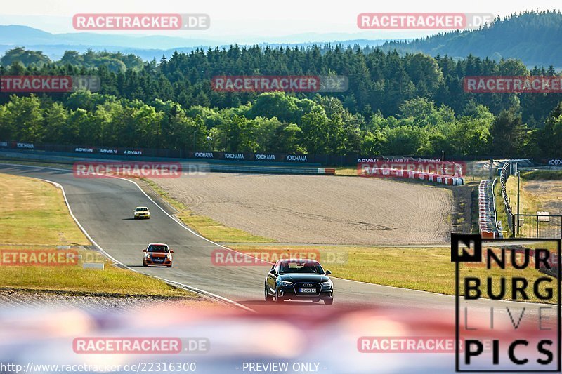 Bild #22316300 - Touristenfahrten Nürburgring GP-Strecke (15.06.2023)