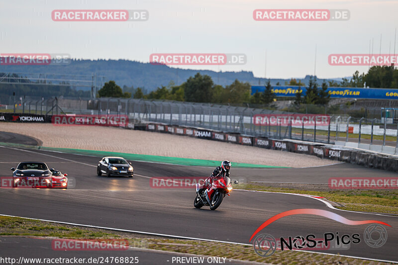 Bild #24768825 - Touristenfahrten Nürburgring GP-Strecke (27.09.2023)