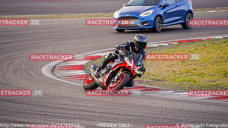 Bild #24768924 - Touristenfahrten Nürburgring GP-Strecke (27.09.2023)