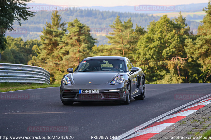 Bild #24247920 - Porsche Club Sverige - Nürburgring
