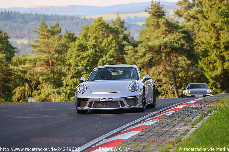 Bild #24249602 - Porsche Club Sverige - Nürburgring