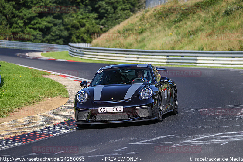 Bild #24250095 - Porsche Club Sverige - Nürburgring