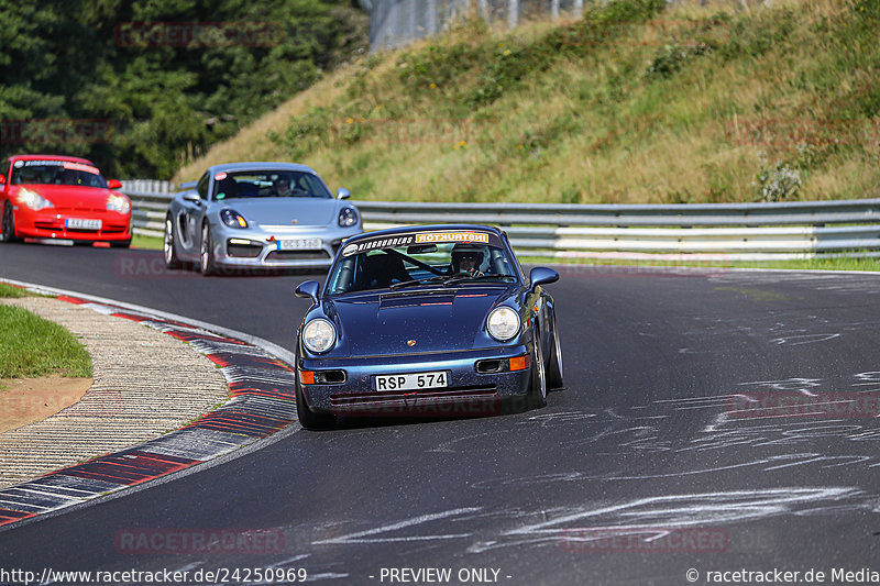 Bild #24250969 - Porsche Club Sverige - Nürburgring