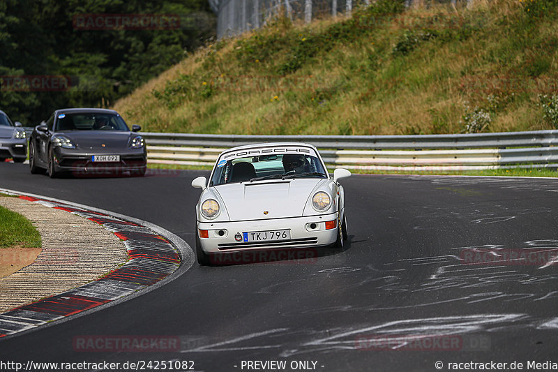 Bild #24251082 - Porsche Club Sverige - Nürburgring