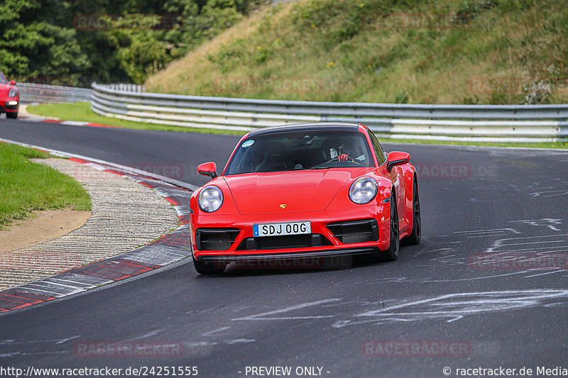 Bild #24251555 - Porsche Club Sverige - Nürburgring