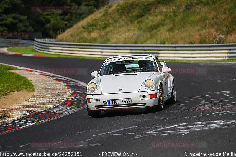 Bild #24252151 - Porsche Club Sverige - Nürburgring