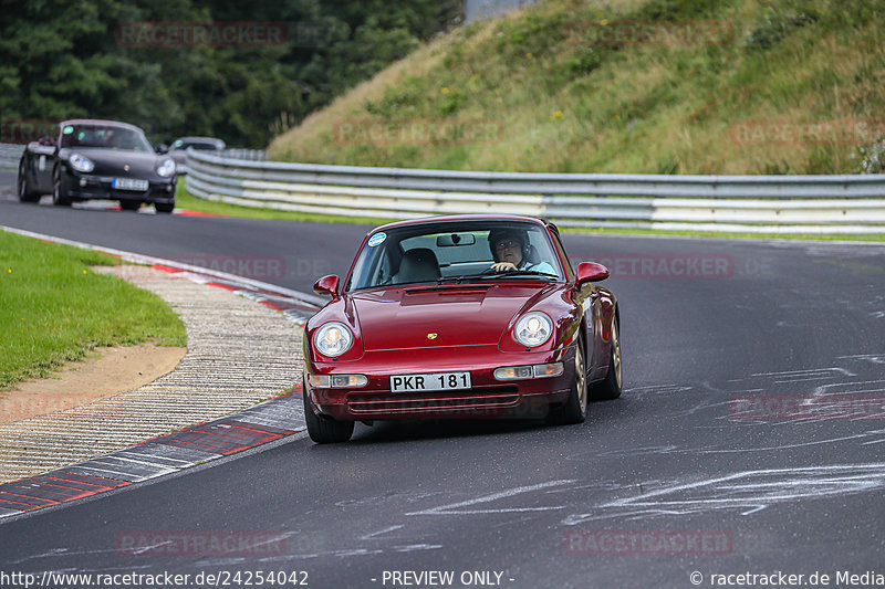 Bild #24254042 - Porsche Club Sverige - Nürburgring