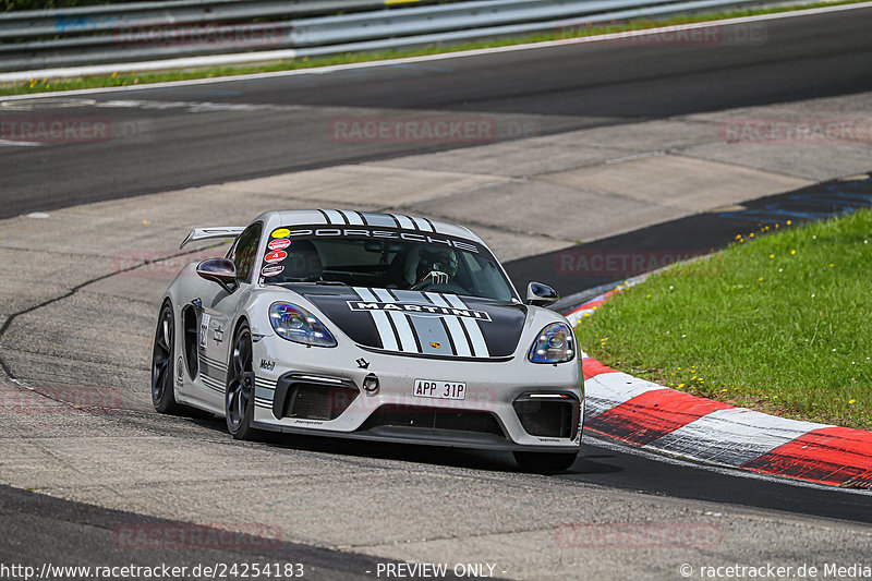 Bild #24254183 - Porsche Club Sverige - Nürburgring