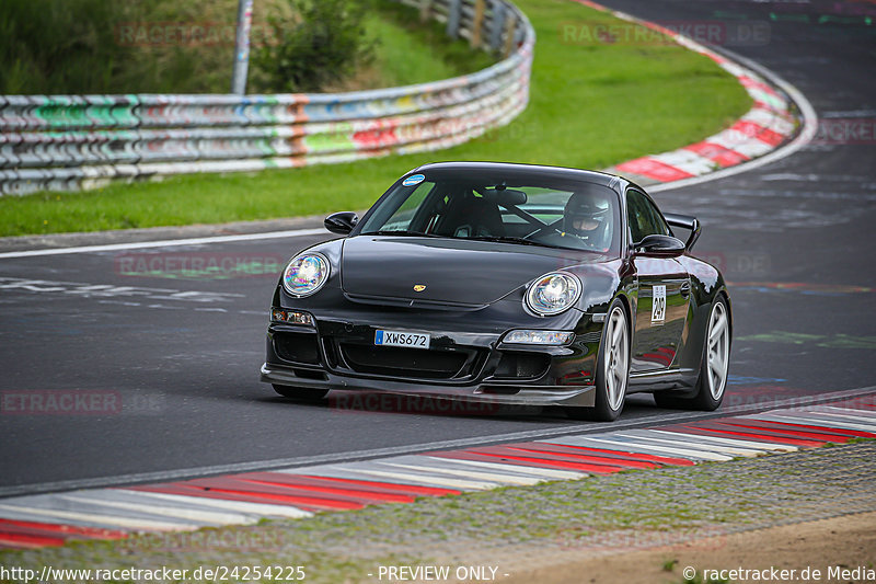 Bild #24254225 - Porsche Club Sverige - Nürburgring