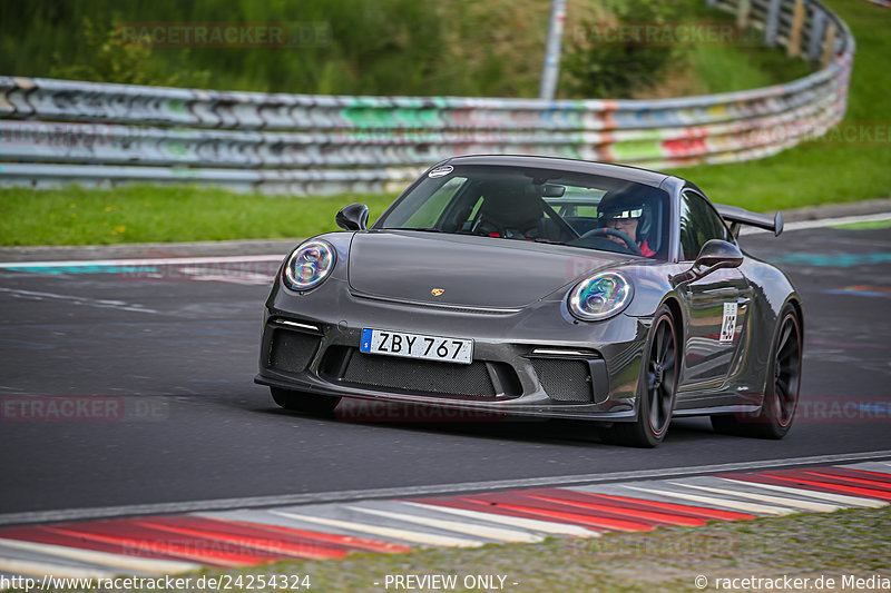 Bild #24254324 - Porsche Club Sverige - Nürburgring