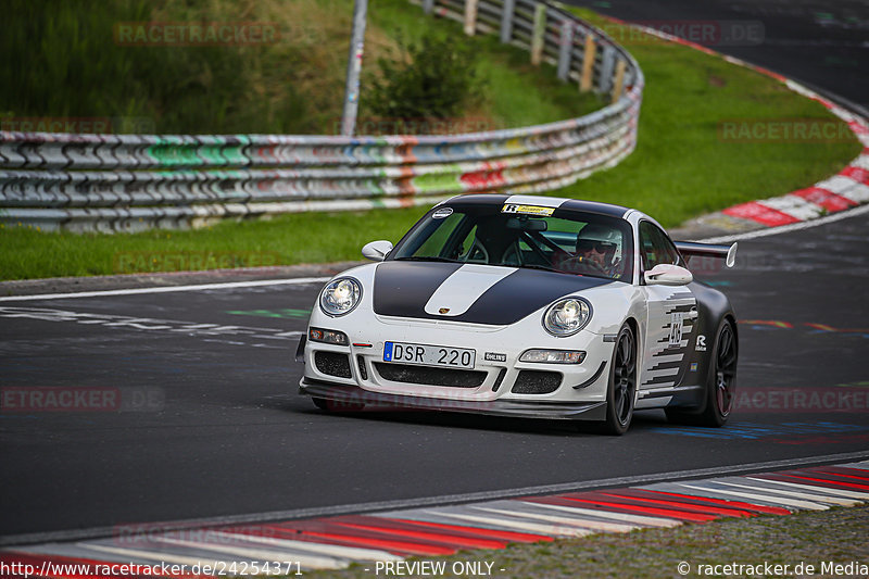 Bild #24254371 - Porsche Club Sverige - Nürburgring