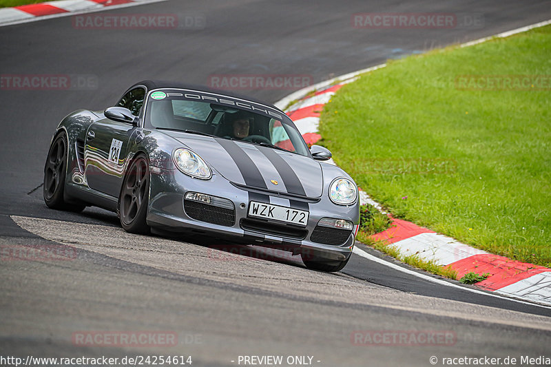 Bild #24254614 - Porsche Club Sverige - Nürburgring
