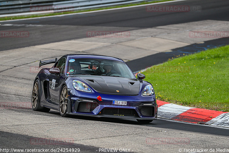 Bild #24254929 - Porsche Club Sverige - Nürburgring