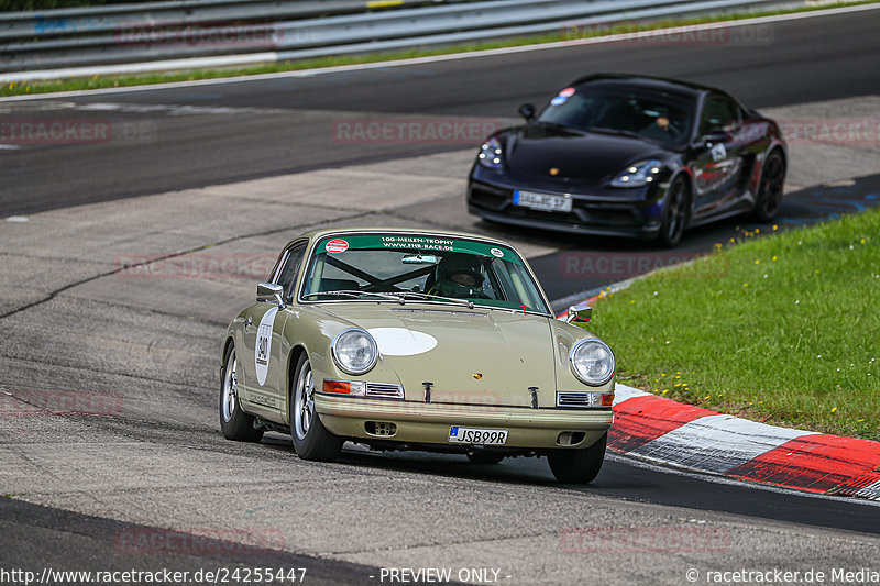 Bild #24255447 - Porsche Club Sverige - Nürburgring