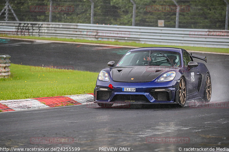 Bild #24255599 - Porsche Club Sverige - Nürburgring