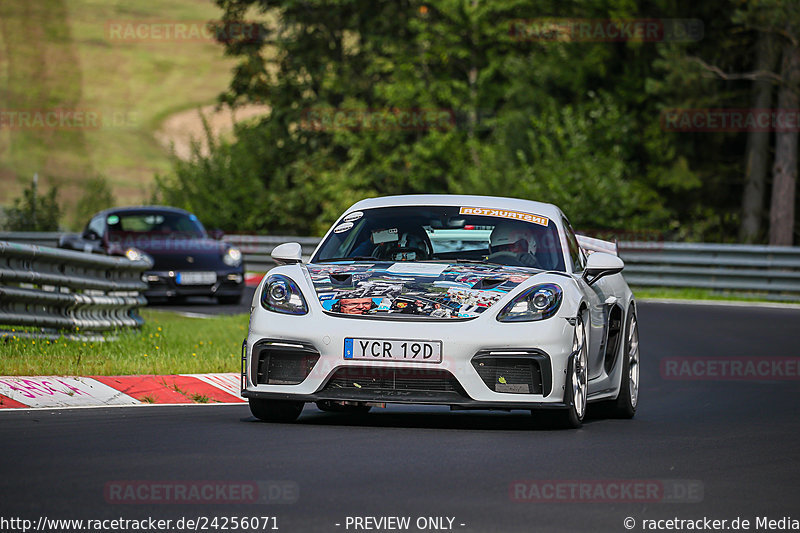 Bild #24256071 - Porsche Club Sverige - Nürburgring