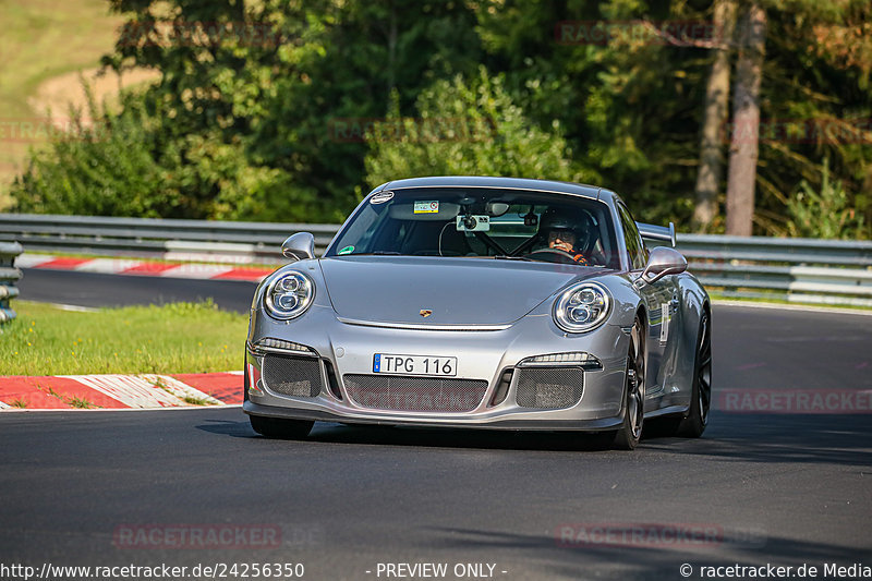 Bild #24256350 - Porsche Club Sverige - Nürburgring