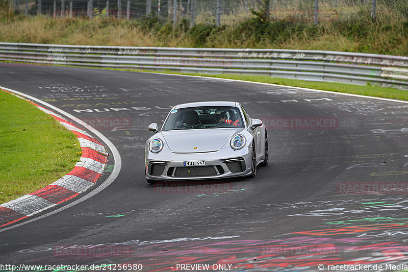 Bild #24256580 - Porsche Club Sverige - Nürburgring