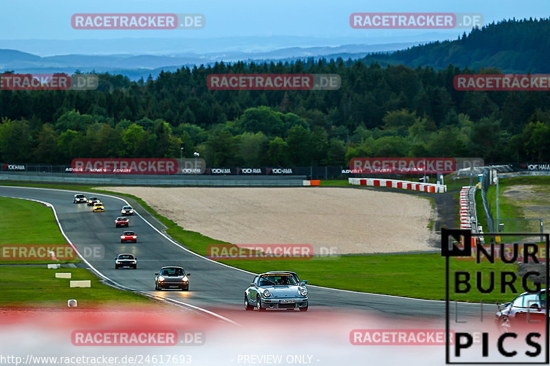 Bild #24617693 - After Work Classics Nürburgring Grand-Prix-Strecke (18.09.2023)