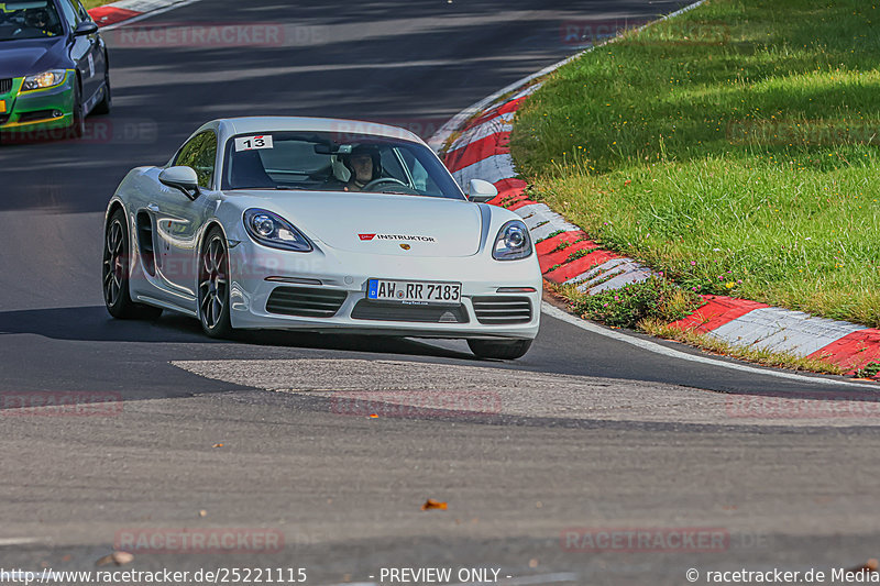 Bild #25221115 - SPORTFAHRERTRAINING NORDSCHLEIFE XL (04.10.2023)