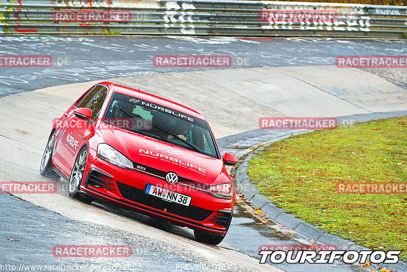 Bild #25692063 - Touristenfahrten Nürburgring Nordschleife (04.11.2023)