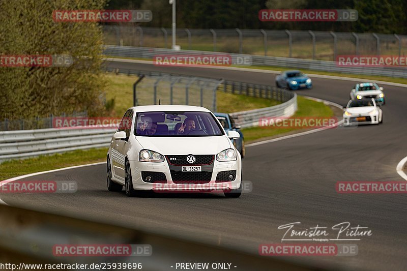 Bild #25939696 - Touristenfahrten Nürburgring Nordschleife (17.03.2024)