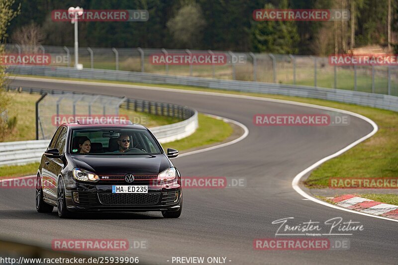 Bild #25939906 - Touristenfahrten Nürburgring Nordschleife (17.03.2024)