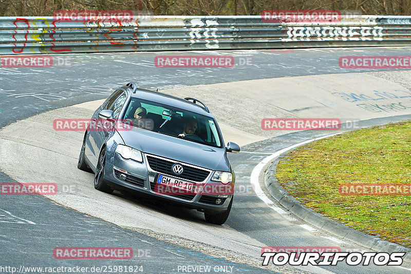 Bild #25981824 - Touristenfahrten Nürburgring Nordschleife (17.03.2024)