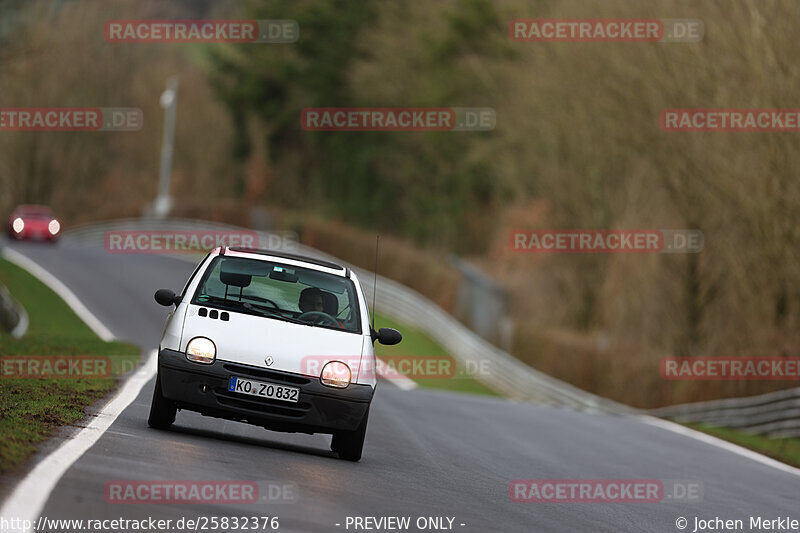 Bild #25832376 - Touristenfahrten Nürburgring Nordschleife (16.03.2024)