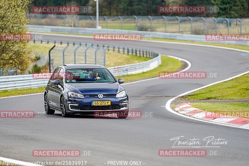 Bild #25839917 - Touristenfahrten Nürburgring Nordschleife (16.03.2024)