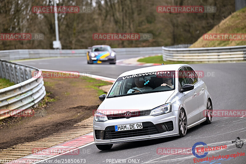 Bild #25850673 - Touristenfahrten Nürburgring Nordschleife (16.03.2024)