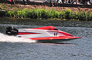 Bild 3 - Motorboot-Rennen Brodenbach/Mosel